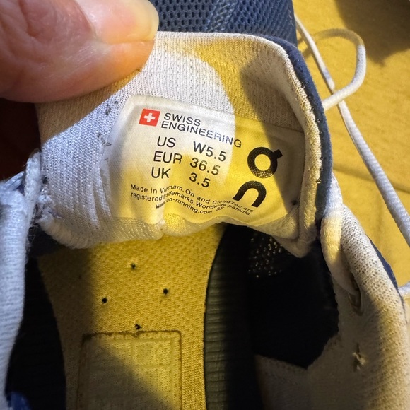 On Cloud Kids Navy Sneakers - Picture 5 of 5